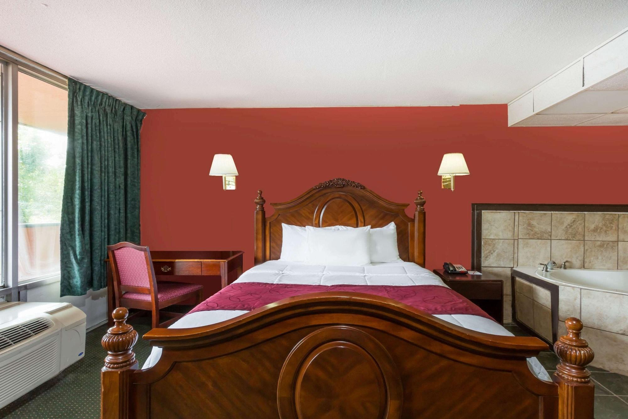 Отель Ramada By Wyndham Роанок Экстерьер фото